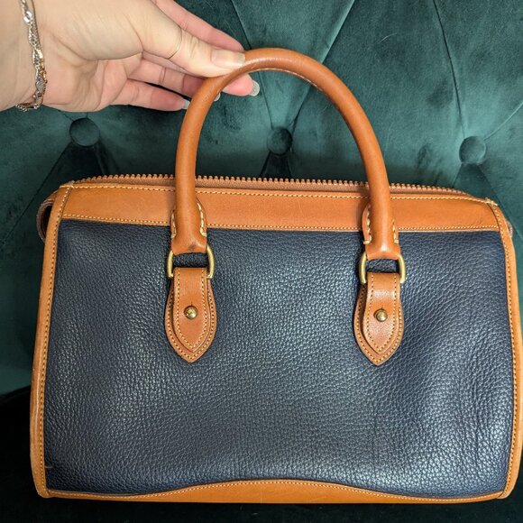 Vintage 1990s Dooney and Bourke Gladstone satchel - Picture 5 of 12